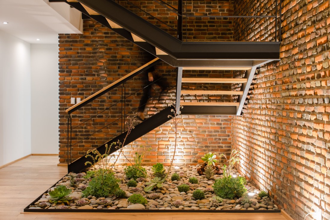 Interior Escalera-02